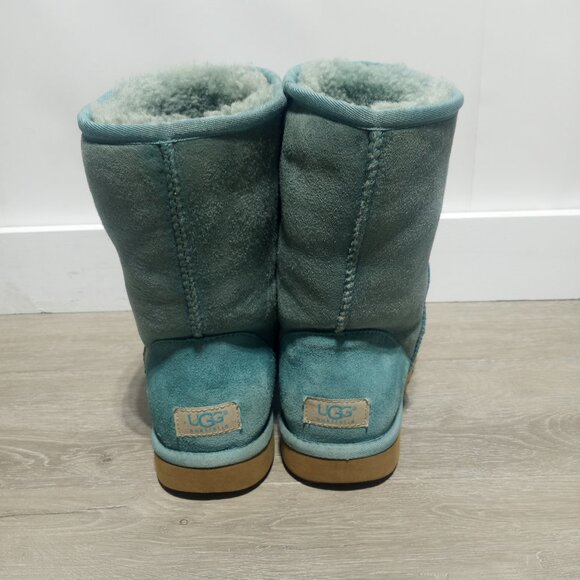 UGG Classic Sheepskin Lined Mint Green Boot Size 9 - Picture 2 of 11